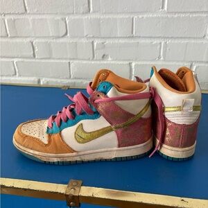 Nike Dunk 6.0 High Swan Metallic Gold— Size W6.5 inches